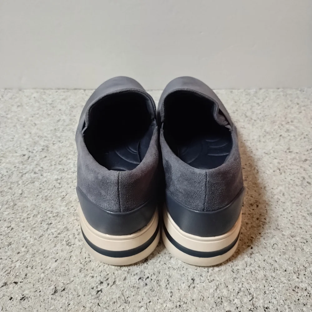 Clarks Audreigh Eve Slip-On Sneakers (Women) New Without Box, Sz 9W